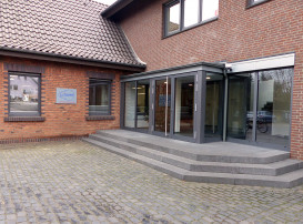 Lütgert Antriebe Gütersloh Eingang zum Verwaltungsgebäude